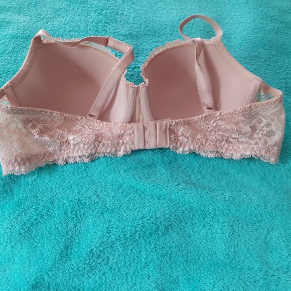Bras - Picture 2 of 5